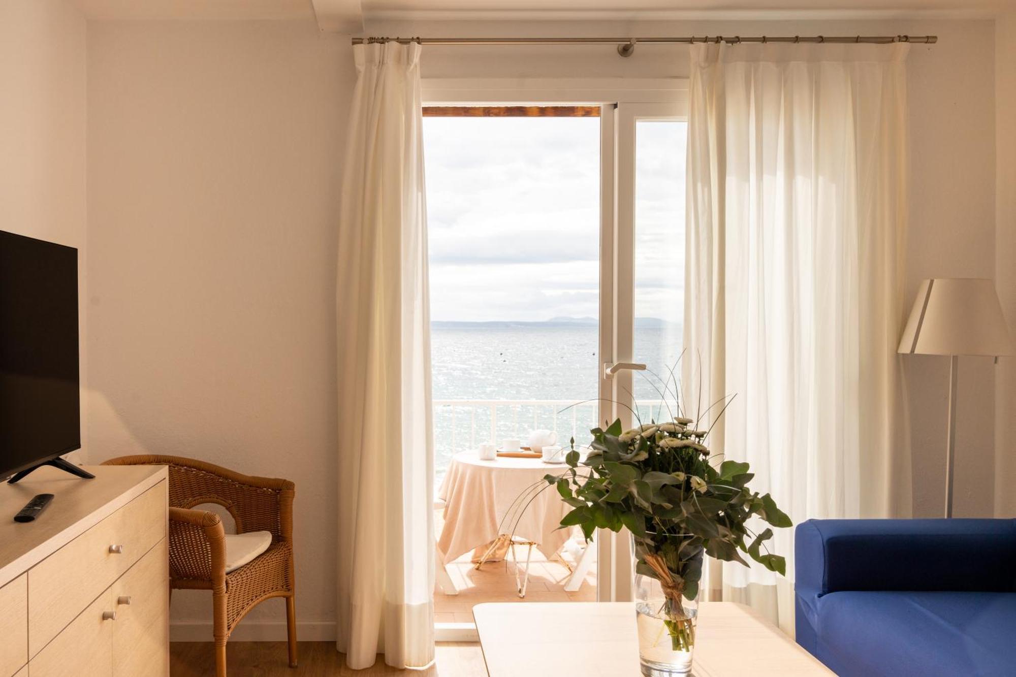 Santa Llucia Apartaments Rosas Exteriör bild